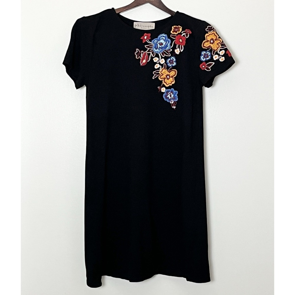 Philosophy Sheath Dress Size Small Black Embroidered Flowers Spanish Stretch